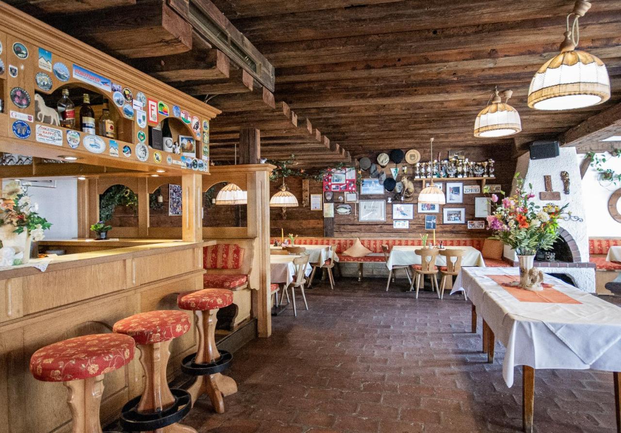 Pension Nina & Gasthof Alpenrose Gschnitz Exteriér fotografie